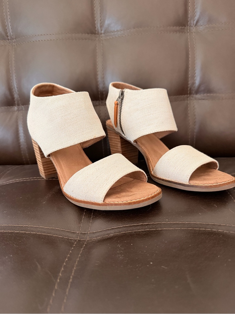 Tom’s 8.5 Majorca Cutout Women’s Heeled Sandals in Natural Yarn Dye Colorway